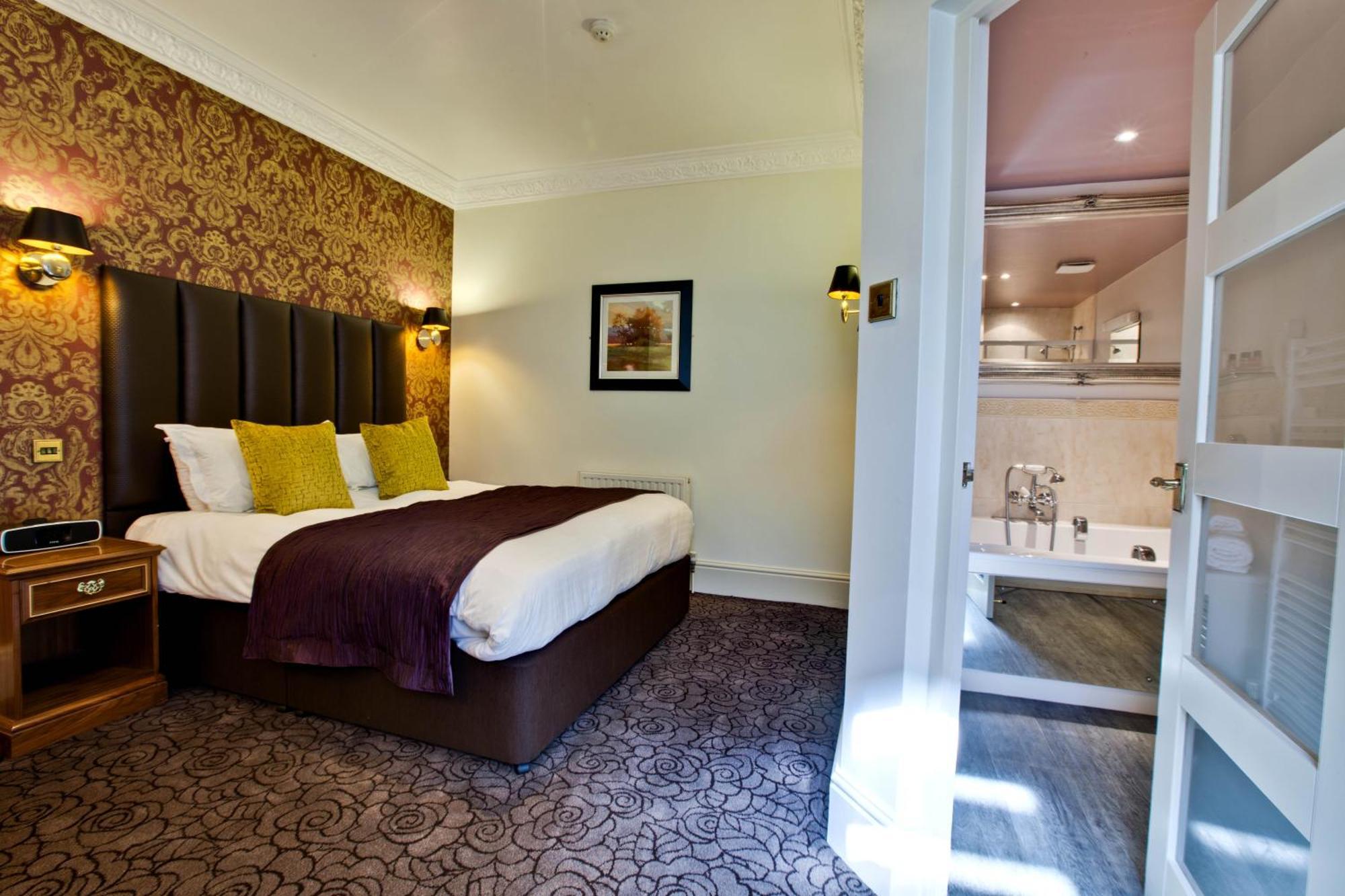 Pontlands Park Hotel Chelmsford Exterior foto